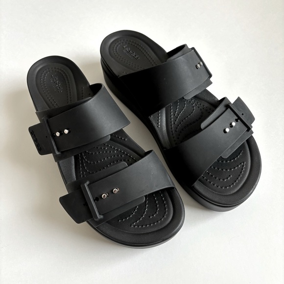 CROCS Shoes - Crocs Black Brooklyn Buckle Low Wedge Platform Sandals Size 10